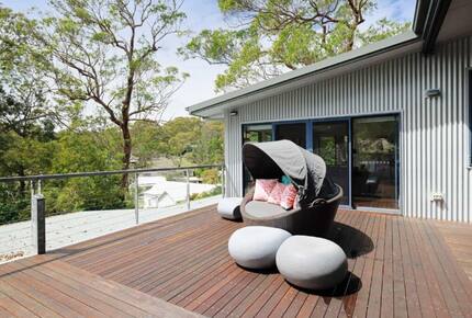Elevated Bush Retreat with Bay Views Near Lobster Beach - Pretty Beach, Australia