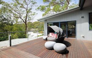 Elevated Bush Retreat with Bay Views Near Lobster Beach - Pretty Beach, Australia