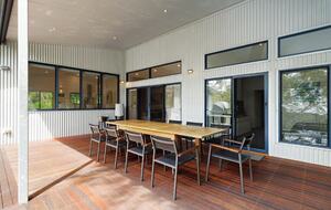 Elevated Bush Retreat with Bay Views Near Lobster Beach - Pretty Beach, Australia