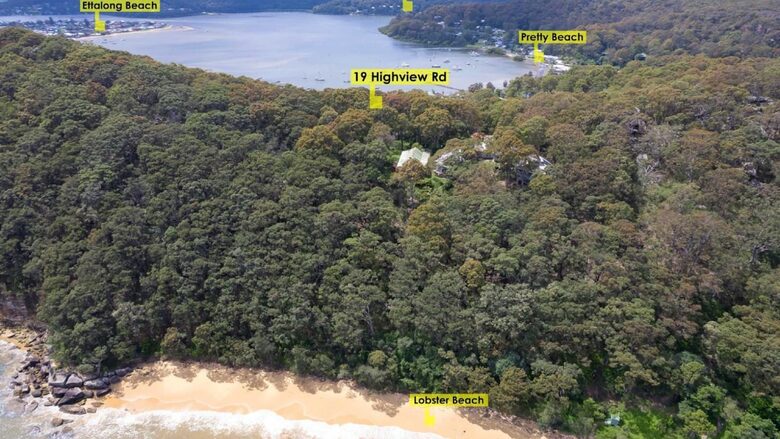 Elevated Bush Retreat with Bay Views Near Lobster Beach - Pretty Beach, Australia