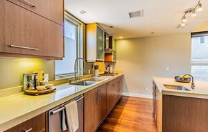 Little Italy Skyline Townhome - San Diego, California