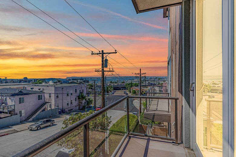 Little Italy Skyline Townhome - San Diego, California
