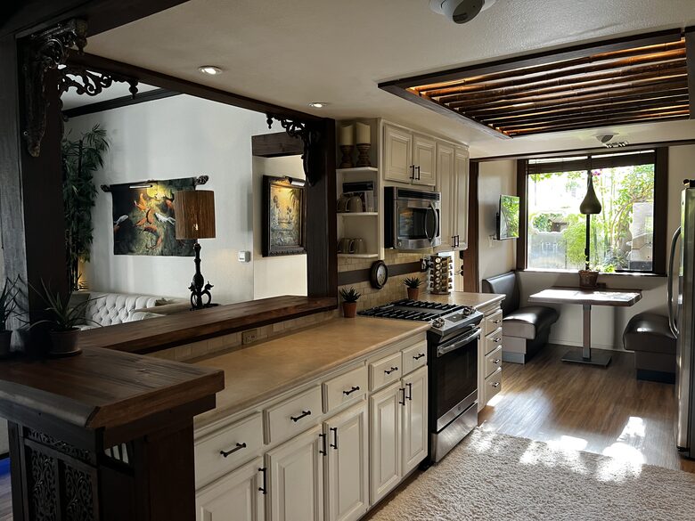 Private Palm Springs Balinese-style Pool Villa - Palm Springs, California