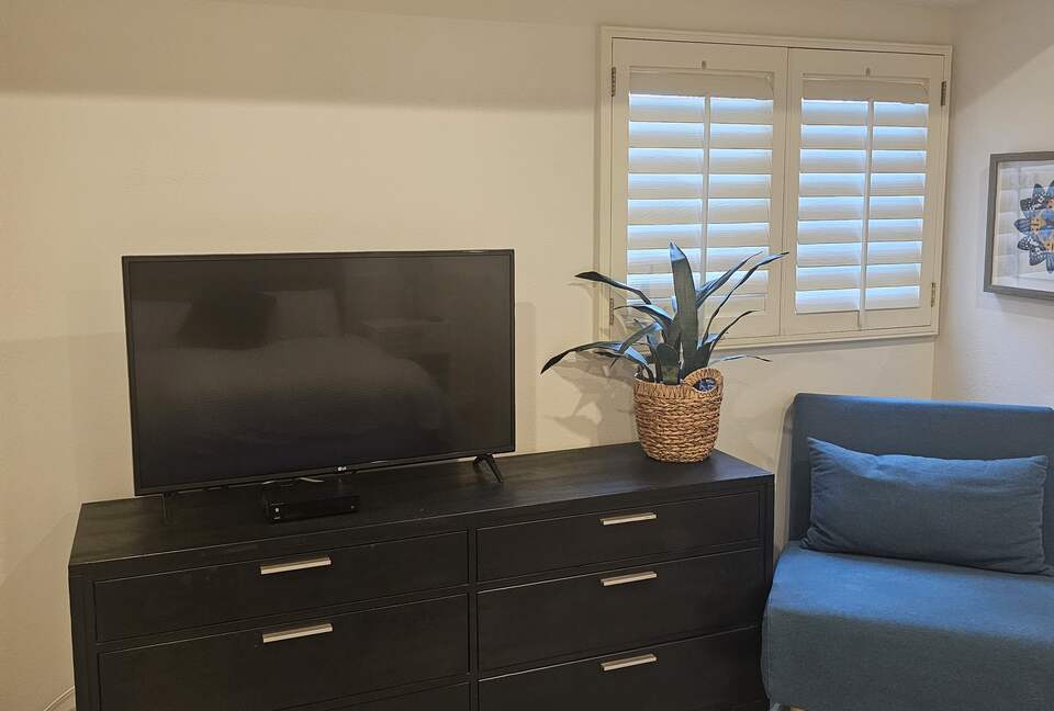 Ironwood Desert Retreat with Pool & Mountain Views - Palm Desert, California