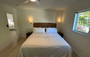 Bright & Airy Boca Retreat Near the Ocean - Boca Raton, Florida