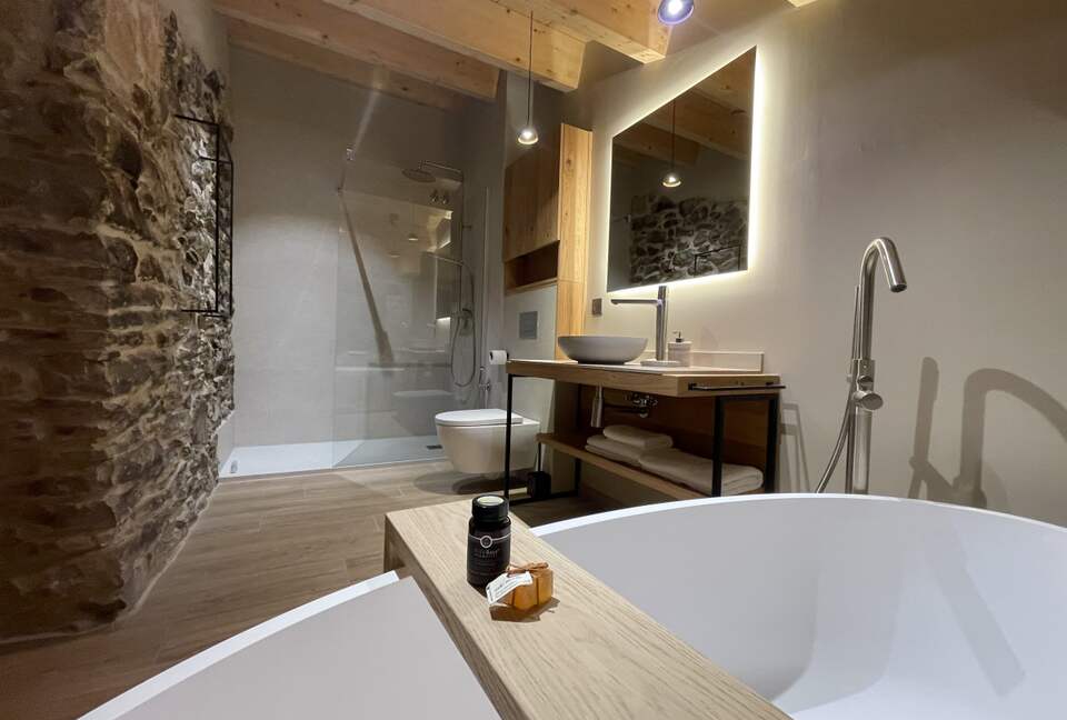 Timeless Pyrenean Estate - Alpens Barcelona, Spain