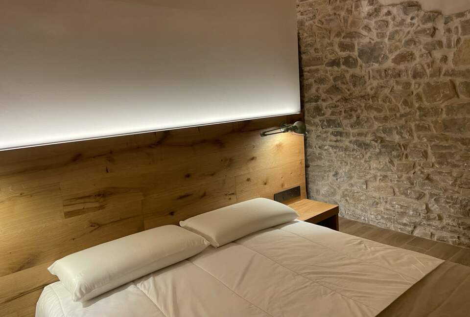 Timeless Pyrenean Estate - Alpens Barcelona, Spain