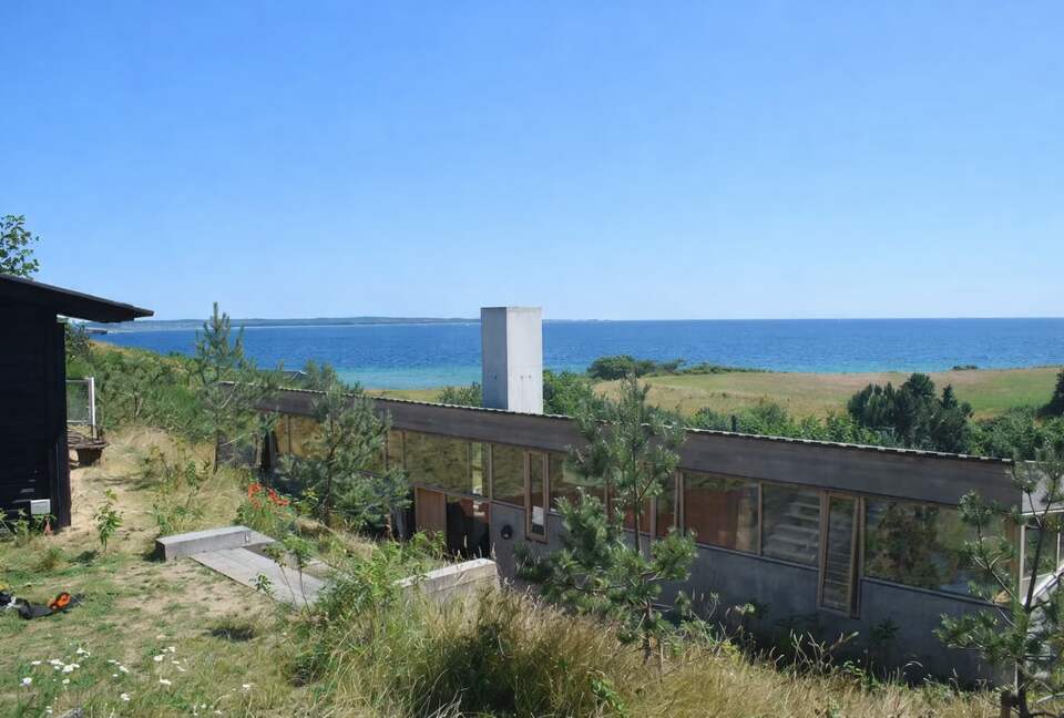 The Summerhouse: Artful Living on the Water - Ebeltoft, Denmark