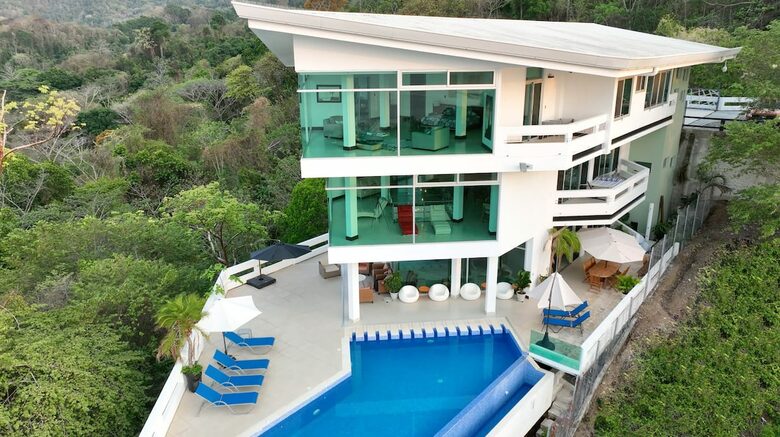 Cliffside Bay View Estate Above Playa Blanca - Garabito, Costa Rica
