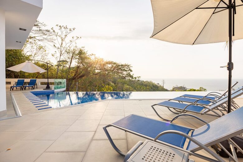 Cliffside Bay View Estate Above Playa Blanca - Garabito, Costa Rica