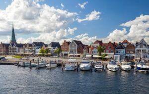 Beachfront Penthouse with Sea Views - Timmendorfer Strand, Lübeck, Germany