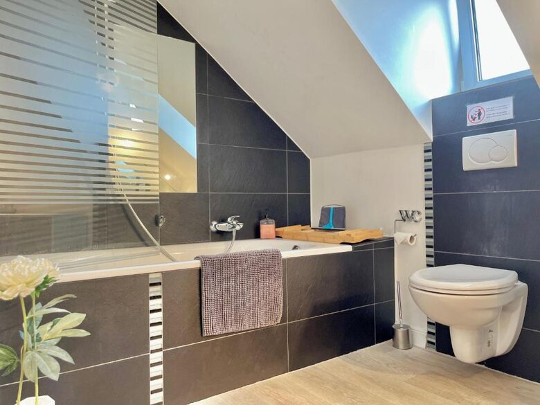 Beachfront Penthouse with Sea Views - Timmendorfer Strand, Lübeck, Germany