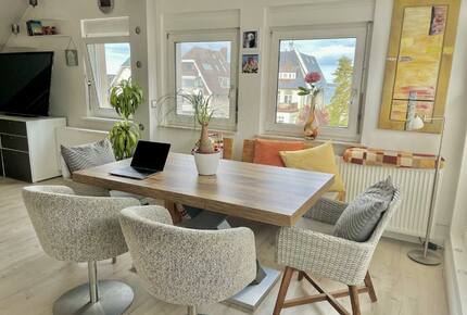 Beachfront Penthouse with Sea Views - Timmendorfer Strand, Lübeck, Germany