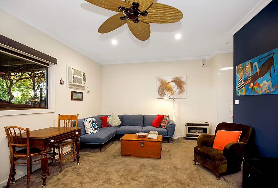 Lake Boga Waterfront Sanctuary with Private Jetty - Lake Boga, Australia