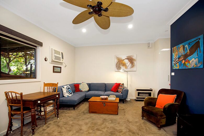 Lake Boga Waterfront Sanctuary with Private Jetty - Lake Boga, Australia