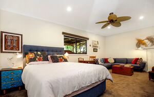 Lake Boga Waterfront Sanctuary with Private Jetty - Lake Boga, Australia