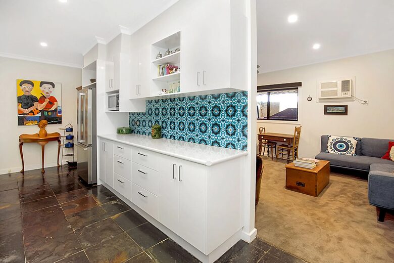 Lake Boga Waterfront Sanctuary with Private Jetty - Lake Boga, Australia