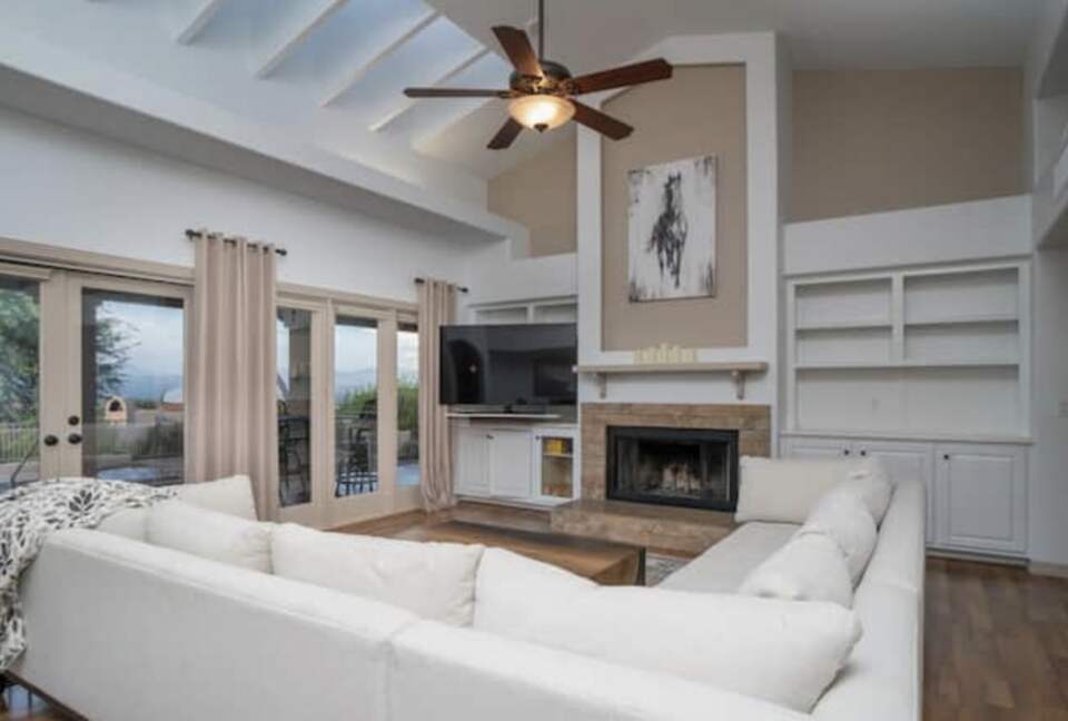 Desert Sunsets and Panoramic Mountain Living in Fountain Hills - Fountain Hills, Arizona