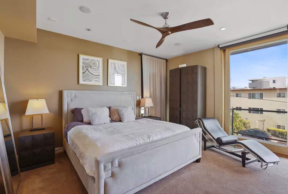 Little Italy Skyline Townhome - San Diego, California