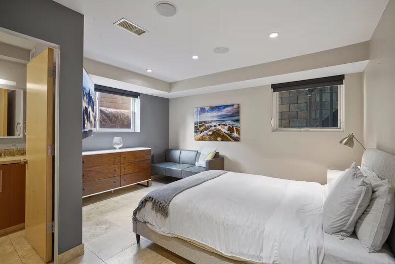 Little Italy Skyline Townhome - San Diego, California