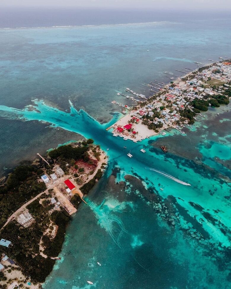 Beachfront Retreat Steps from The Split - Caye Caulker, Belize