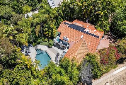 Resort-Style 5BR Retreat in the Heart of Encinitas - Encinitas, California