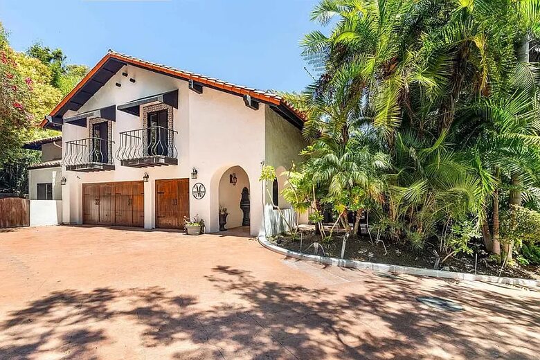 Resort-Style 5BR Retreat in the Heart of Encinitas - Encinitas, California