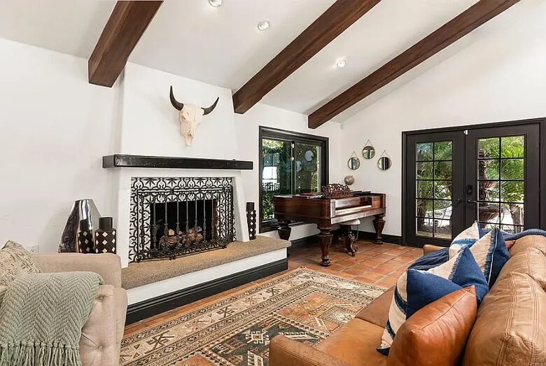 Resort-Style 5BR Retreat in the Heart of Encinitas - Encinitas, California