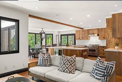 Resort-Style 5BR Retreat in the Heart of Encinitas - Encinitas, California