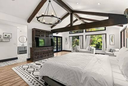 Resort-Style 5BR Retreat in the Heart of Encinitas - Encinitas, California