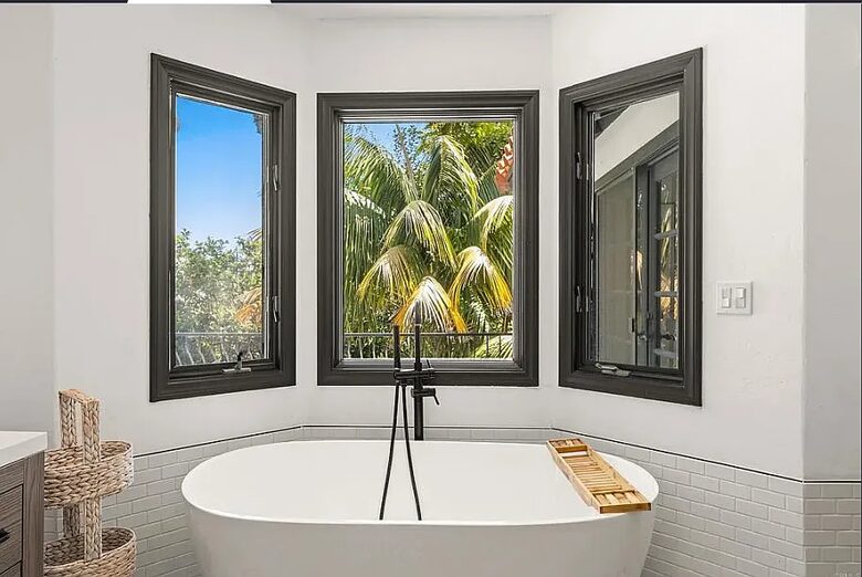 Resort-Style 5BR Retreat in the Heart of Encinitas - Encinitas, California