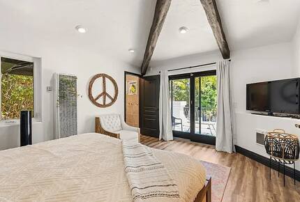 Resort-Style 5BR Retreat in the Heart of Encinitas - Encinitas, California