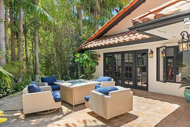 Resort-Style 5BR Retreat in the Heart of Encinitas - Encinitas, California
