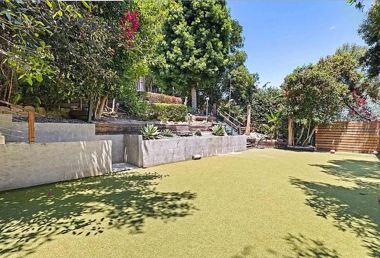 Resort-Style 5BR Retreat in the Heart of Encinitas - Encinitas, California