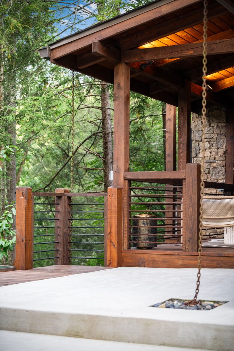 Modern Mountain Retreat on Mountaintown Creek - Ellijay, Georgia