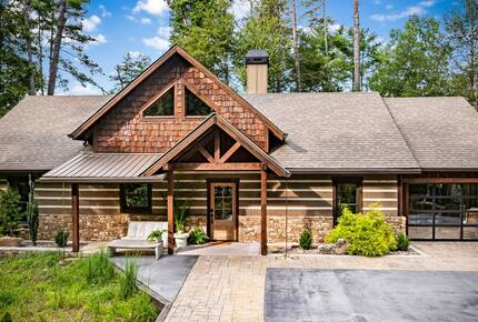 Modern Mountain Retreat on Mountaintown Creek - Ellijay, Georgia