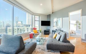 Glass-Walled DTLA Corner Loft with Skyline Views - Los Angeles, California