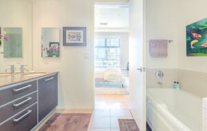 Glass-Walled DTLA Corner Loft with Skyline Views - Los Angeles, California