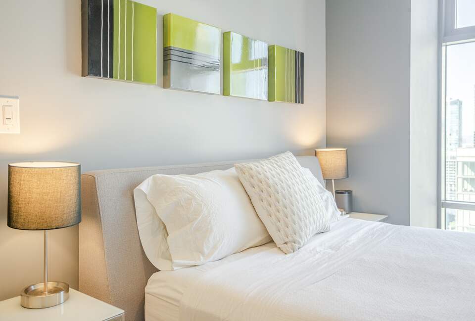 Glass-Walled DTLA Corner Loft with Skyline Views - Los Angeles, California