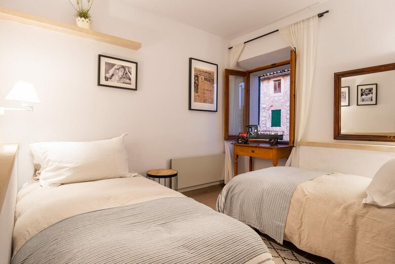 Sophisticated Serenity in the Heart of Mallorca - Caimari, Spain