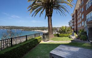 Harbourfront Living Steps from Balmoral Beach - Sydney, Australia