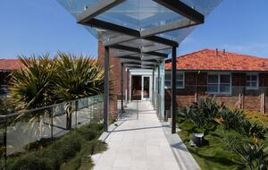 Harbourfront Living Steps from Balmoral Beach - Sydney, Australia