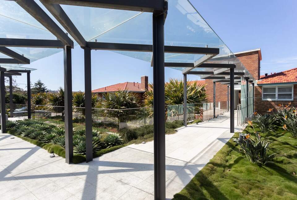Harbourfront Living Steps from Balmoral Beach - Sydney, Australia