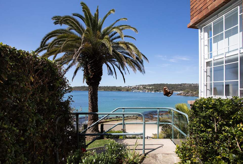 Harbourfront Living Steps from Balmoral Beach - Sydney, Australia