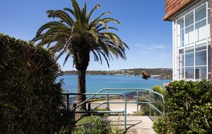 Harbourfront Living Steps from Balmoral Beach - Sydney, Australia