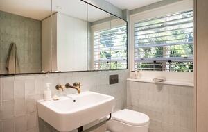 Harbourfront Living Steps from Balmoral Beach - Sydney, Australia