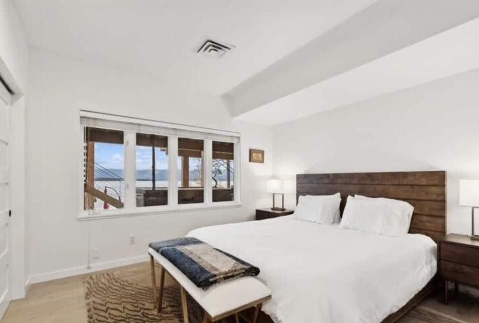 Private Flathead Lakefront Estate with Dock, Hot Tub & Panoramic Mountain Views - Rollins, Montana