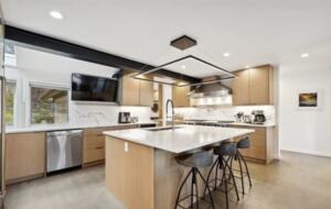 Private Flathead Lakefront Estate with Dock, Hot Tub & Panoramic Mountain Views - Rollins, Montana