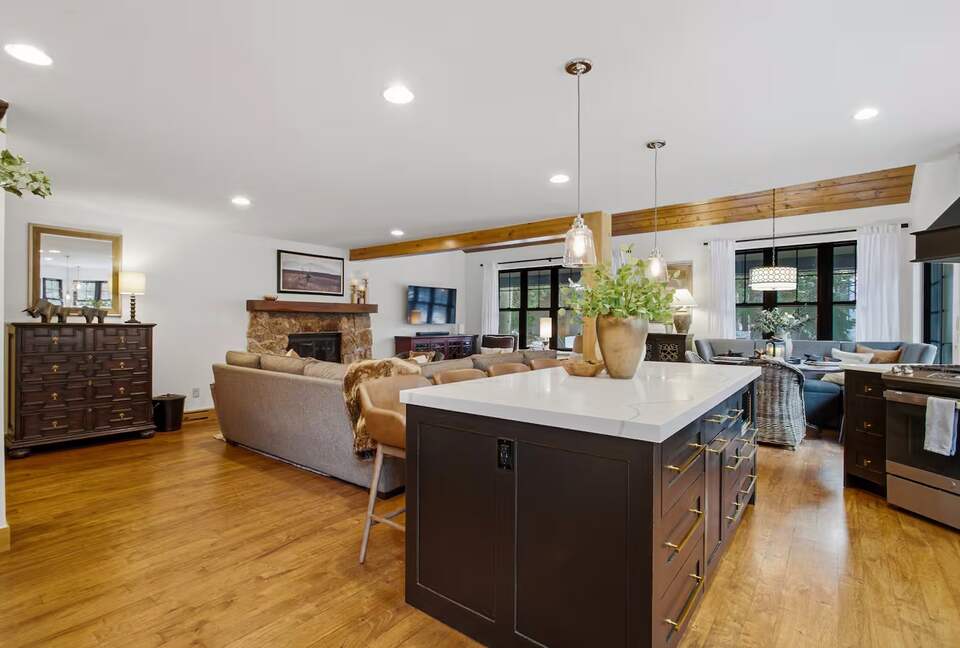 Avon Alpine Escape | Hot Tub · Trails · Ski Access - Avon, Colorado