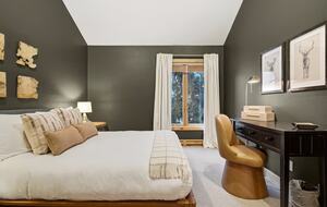 Avon Alpine Escape | Hot Tub · Trails · Ski Access - Avon, Colorado